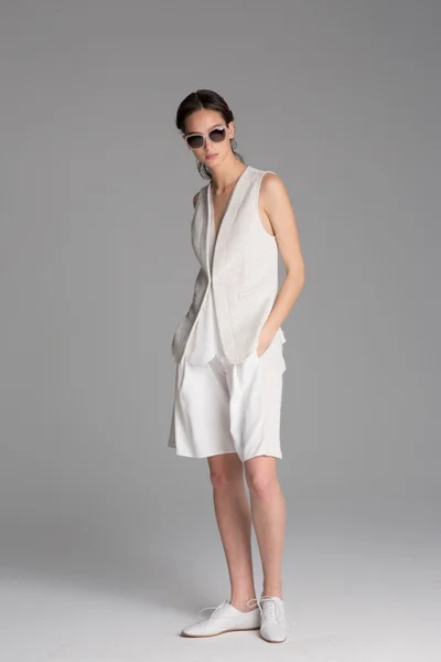 Look 3